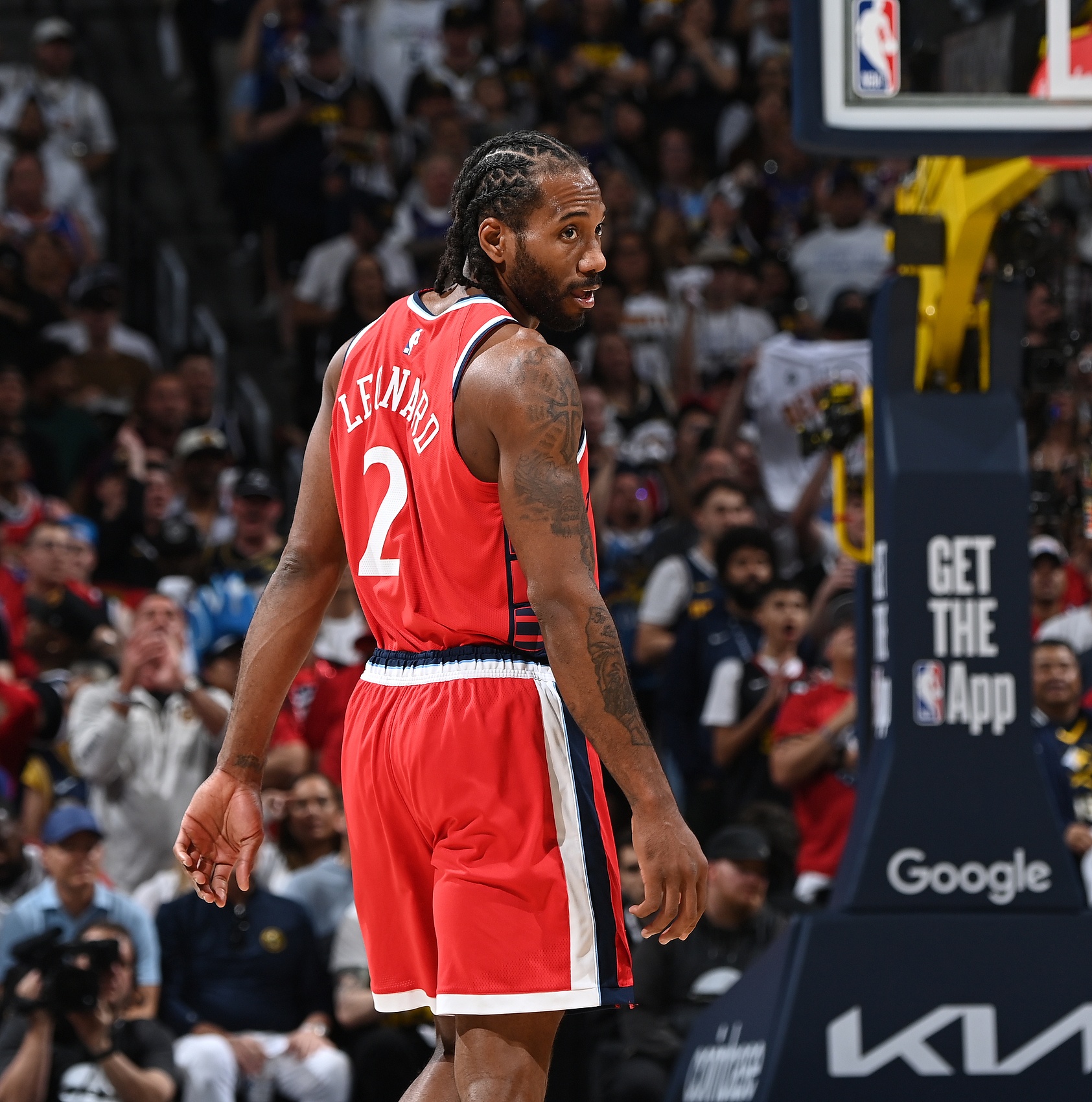 小莫里斯：你以为莱昂纳德没看到的事他都知道 只是他从不回应